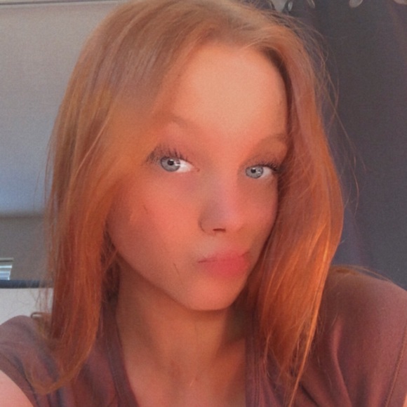 Meet your Posher, Emily - Picture 9 of 14